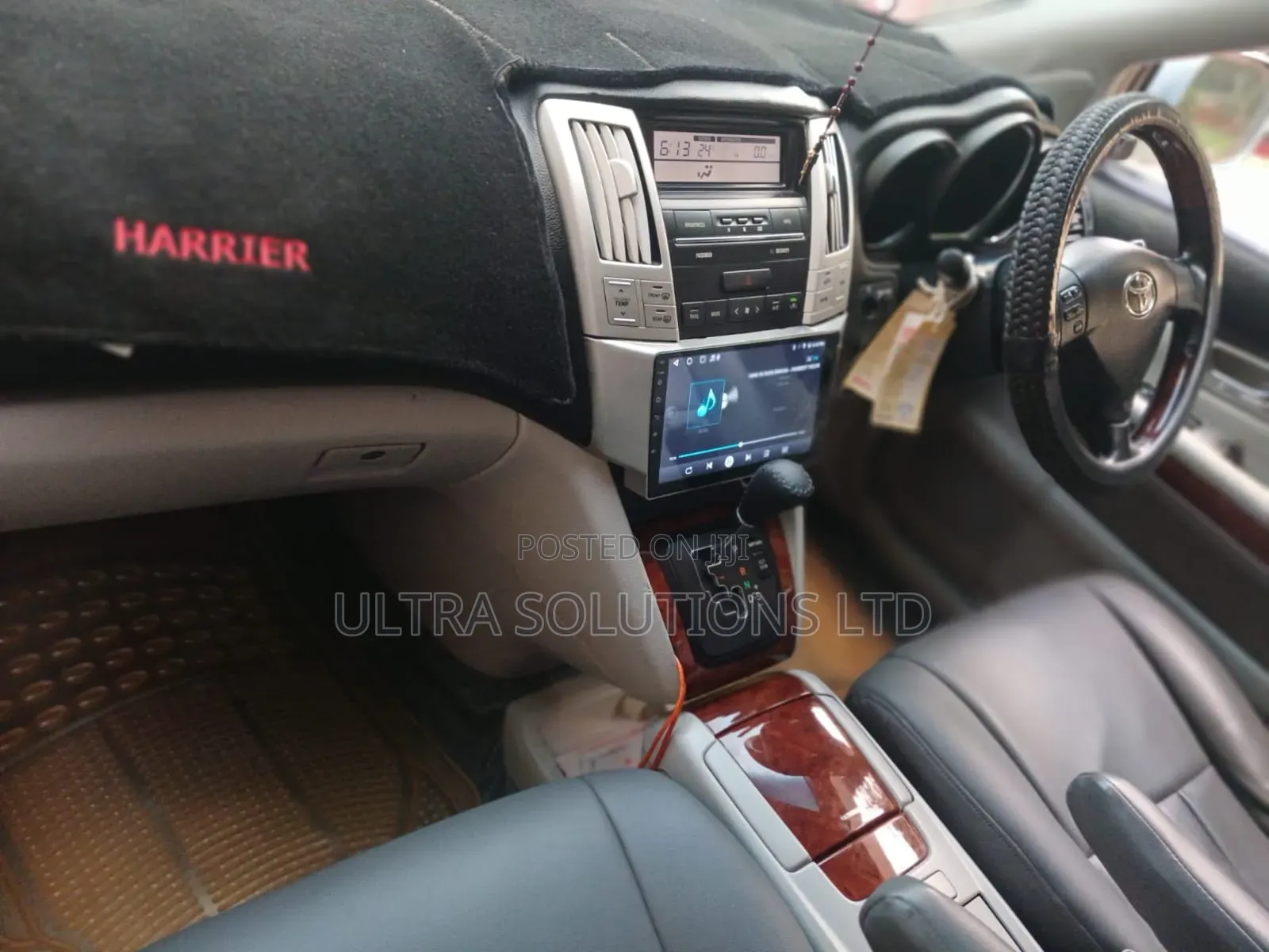 Toyota Harrier 2009 Silver
