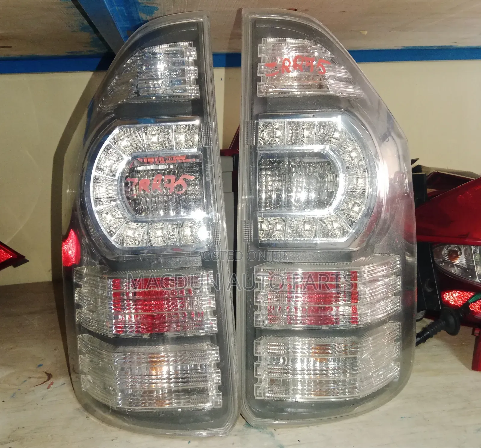 Toyota Voxy 2012 Tail Lights