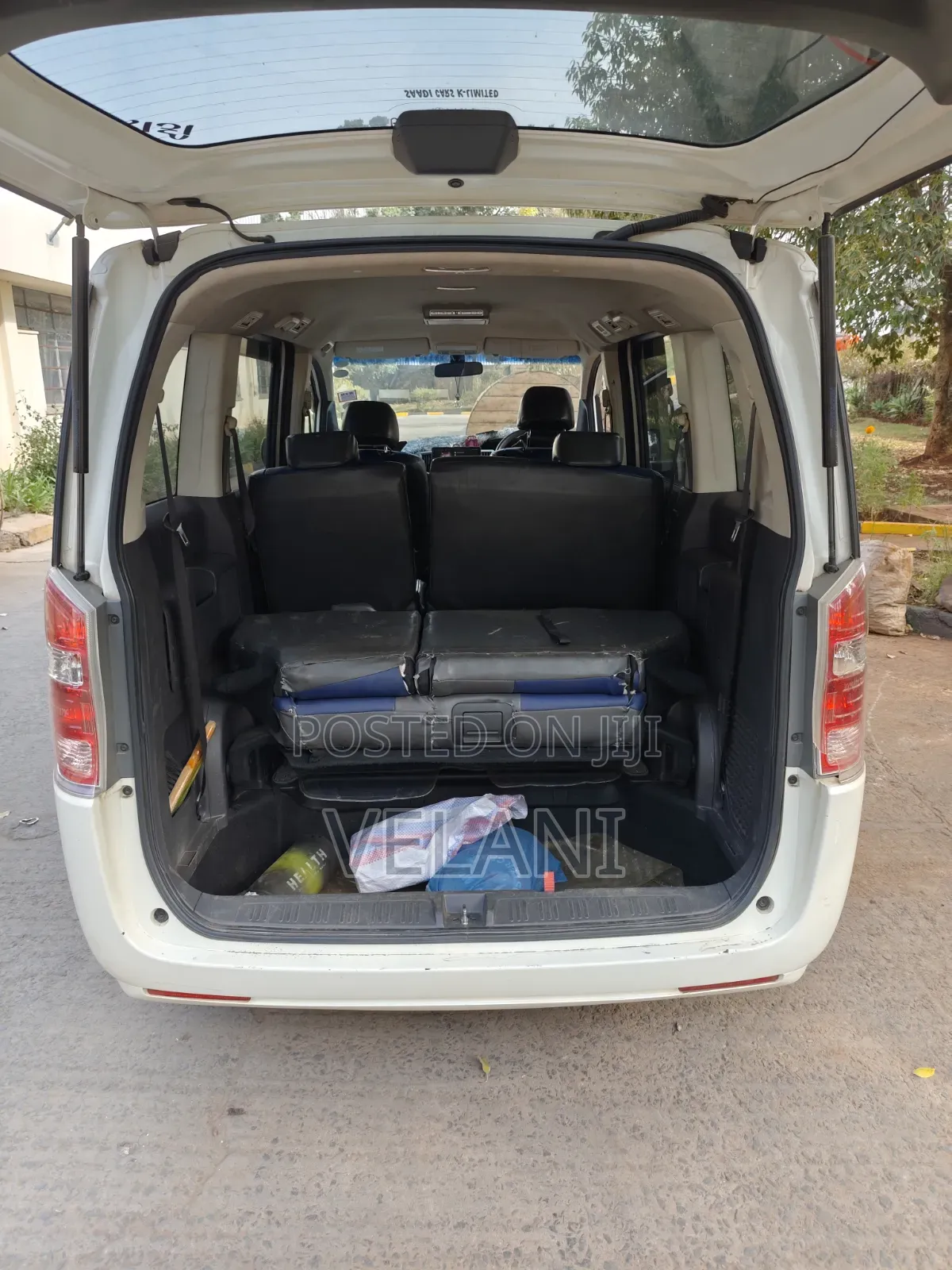 Honda Stepwgn 2012 White