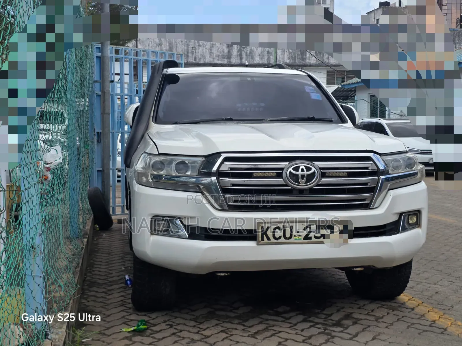 Toyota Land Cruiser 2012 White
