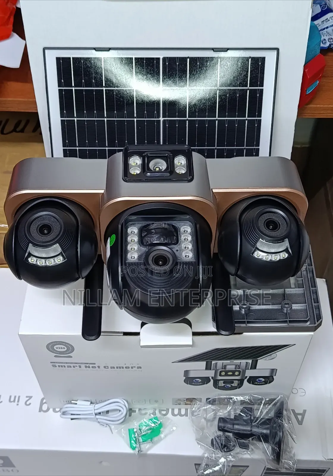 4G Triple Lens Solar CCTV With Solar Light