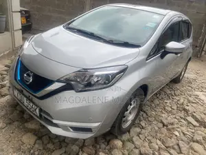 Nissan Note 1.2 Hybrid 2018 Silver