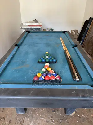 British Size 7 Foot Pool Table