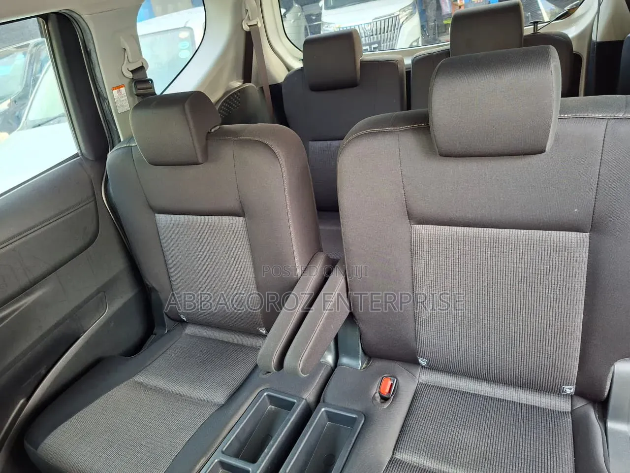 Toyota Sienta 2019 White