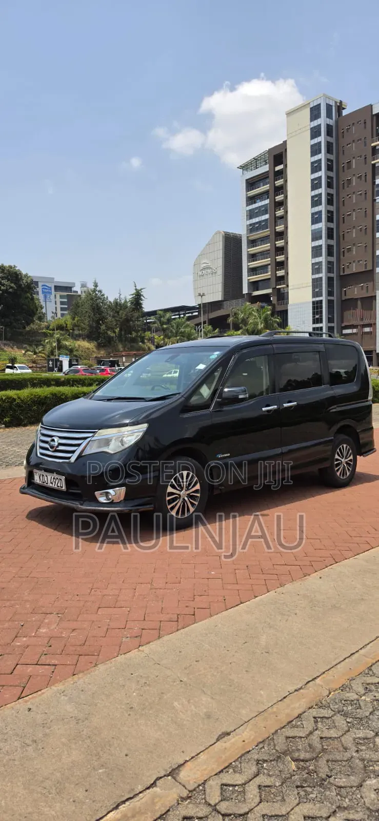 Nissan Serena 2016
