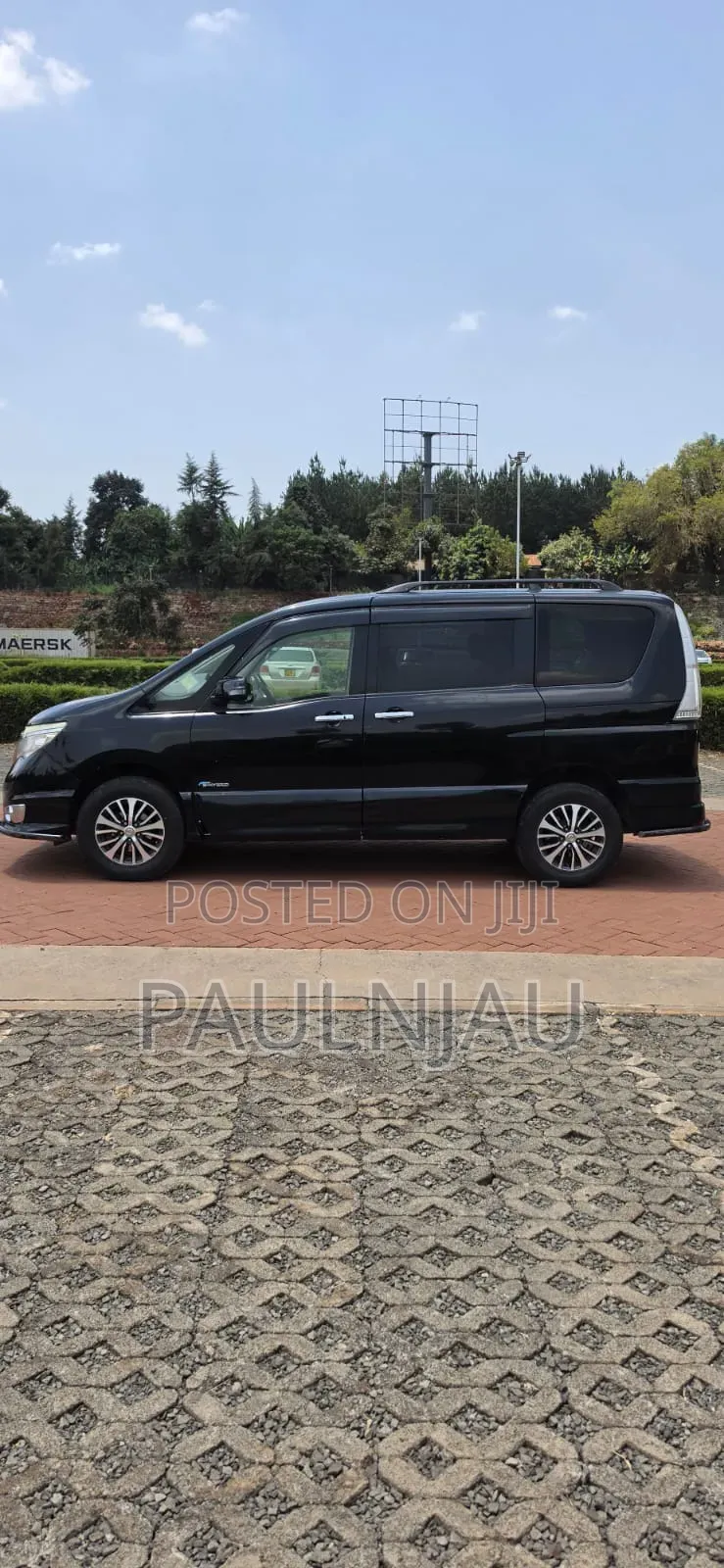 Nissan Serena 2016