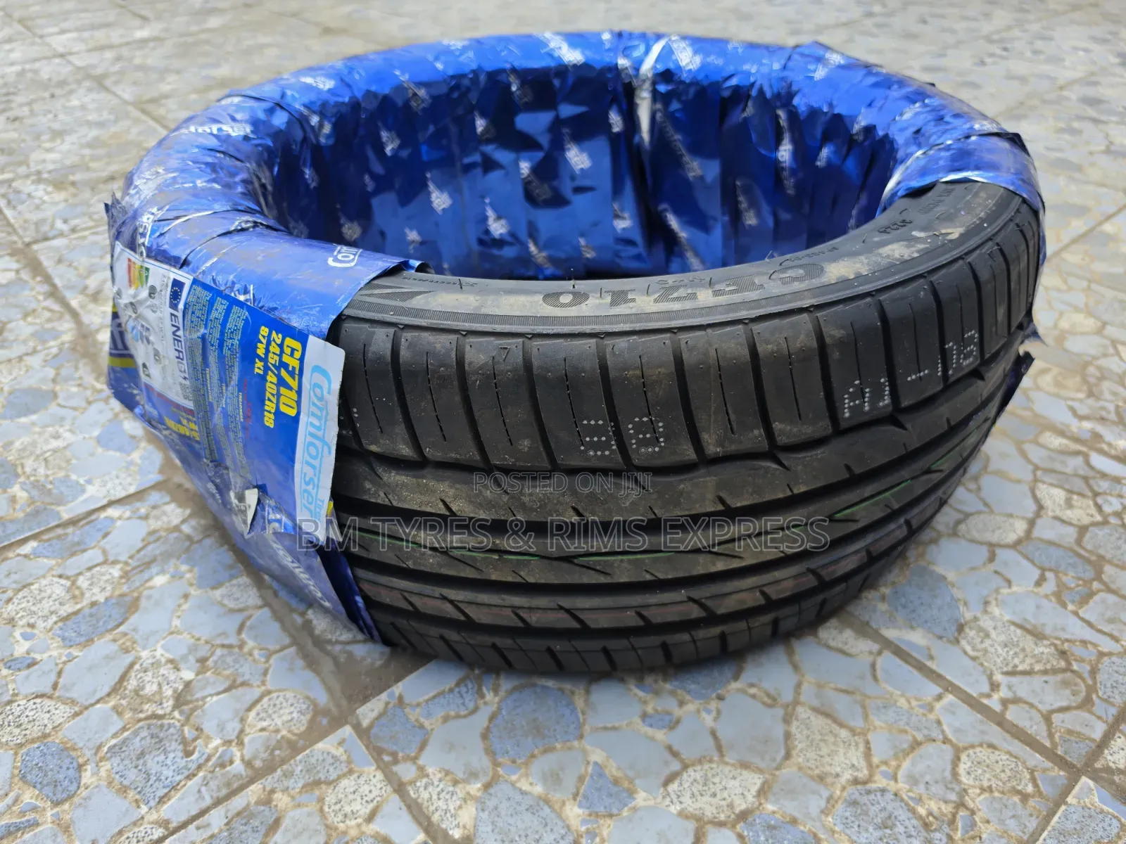 245 /40 R18 Comforser TIRES