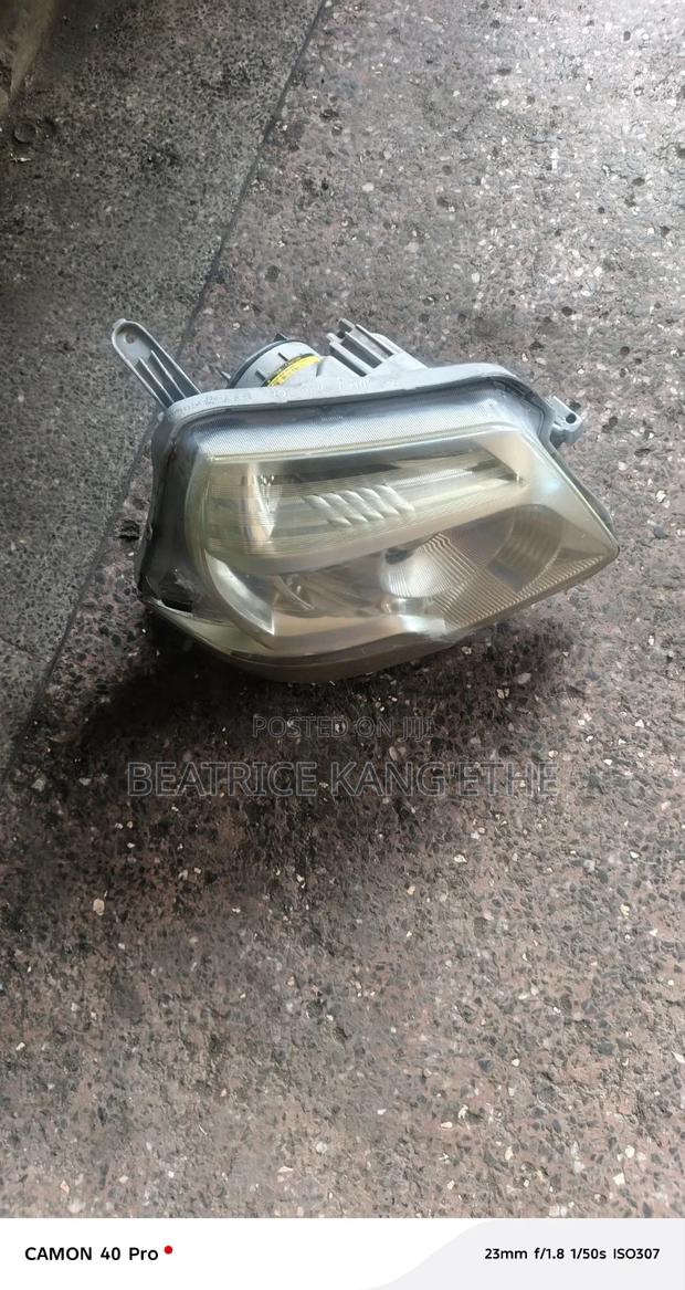 Toyota Sienta Headlight - thumbnail 2