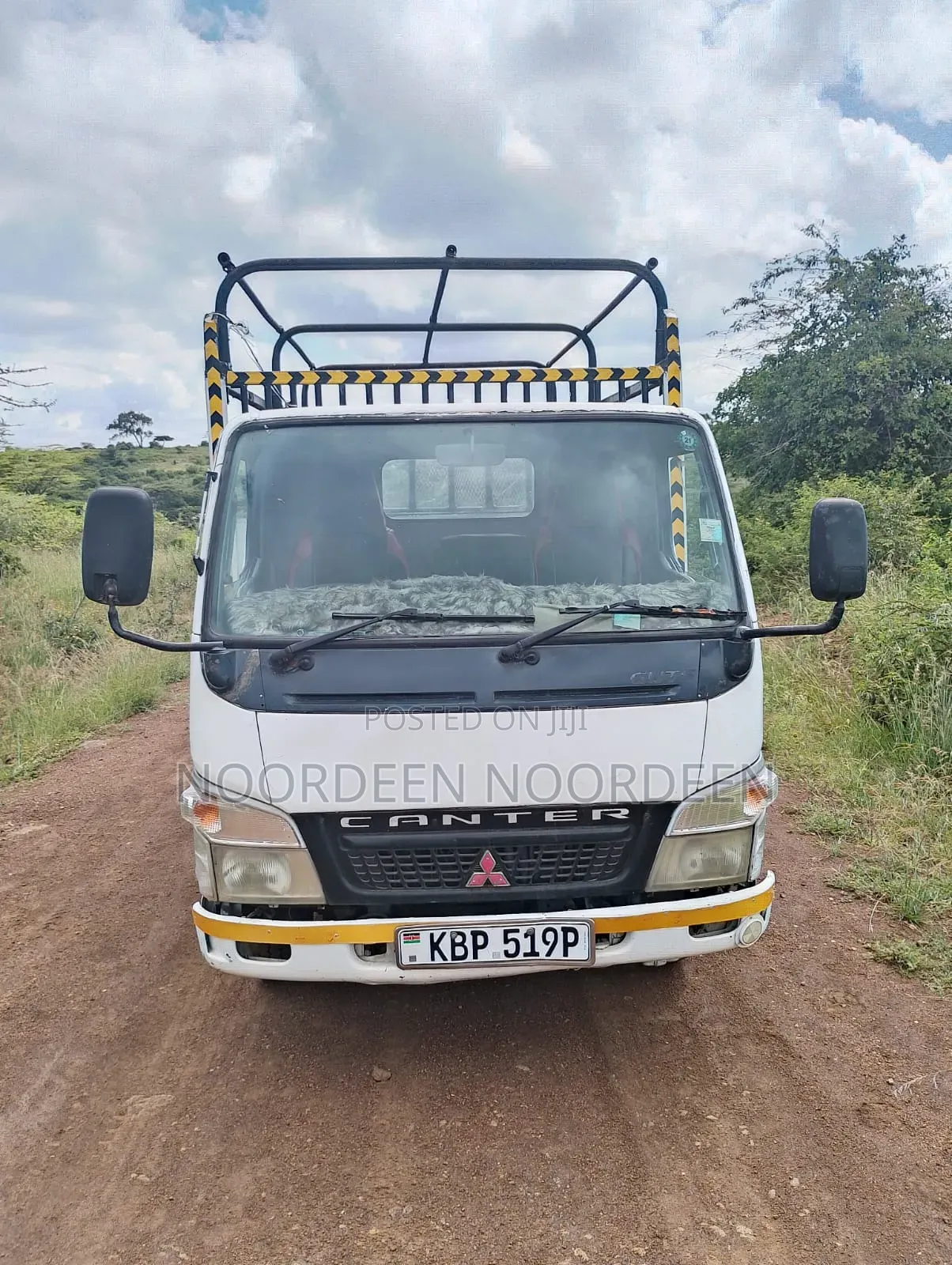 Mitsubishi Canter 2004 White for Sale