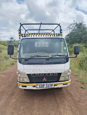 Mitsubishi Canter 2004 White for Sale