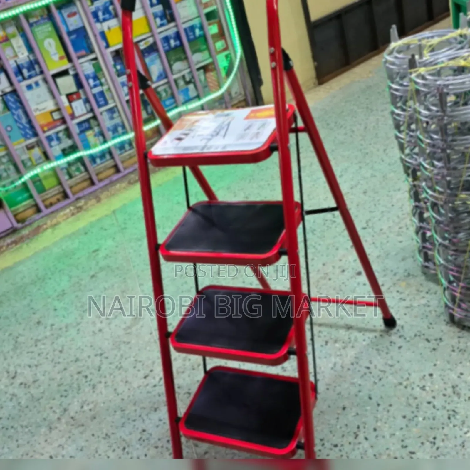 4 Tiers Ladder Heavy Duty