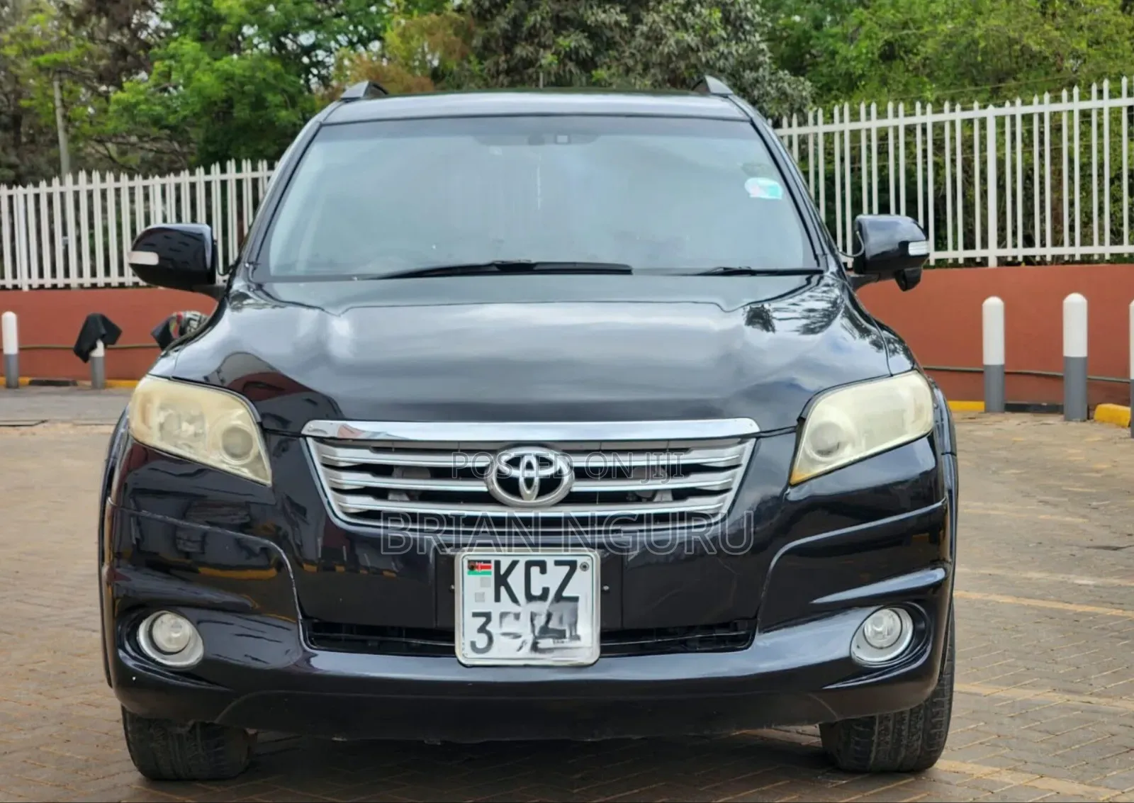 Toyota Vanguard 2013 Black