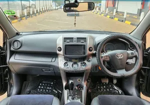 Toyota Vanguard 2013 Black