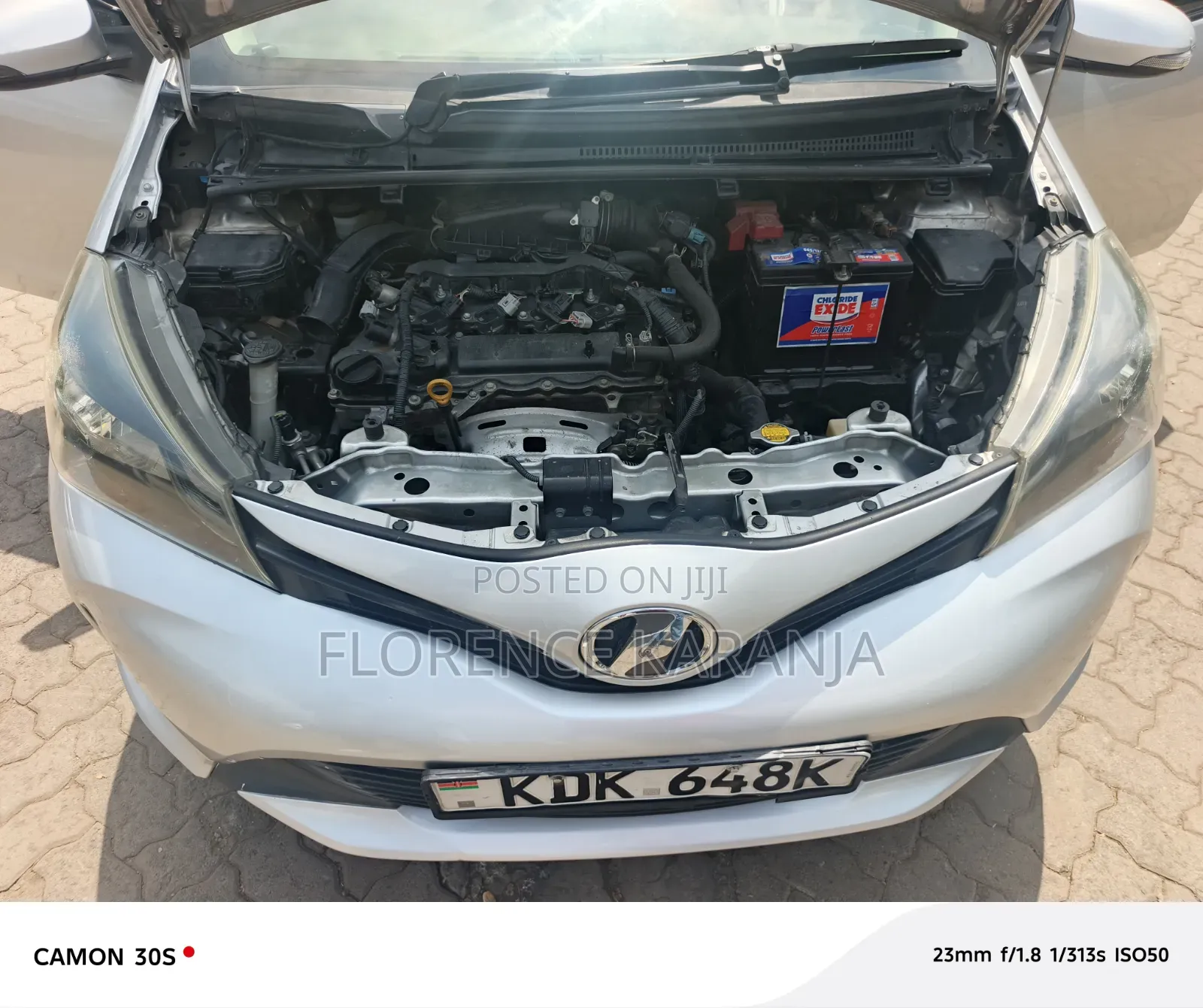 Toyota Vitz 2016 Silver