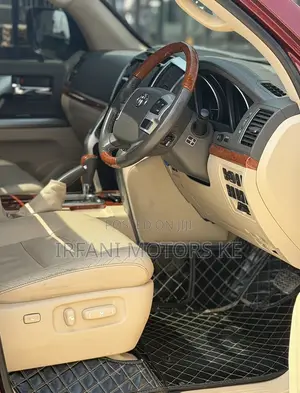 Toyota Land Cruiser 4.6 V8 ZX 2014 Maroon
