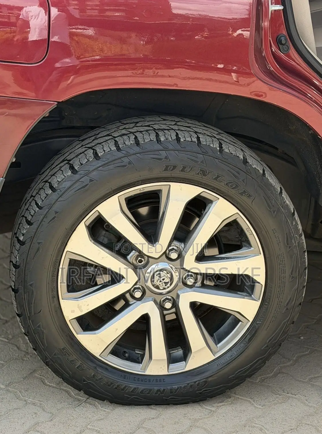 Toyota Land Cruiser 4.6 V8 ZX 2014 Maroon