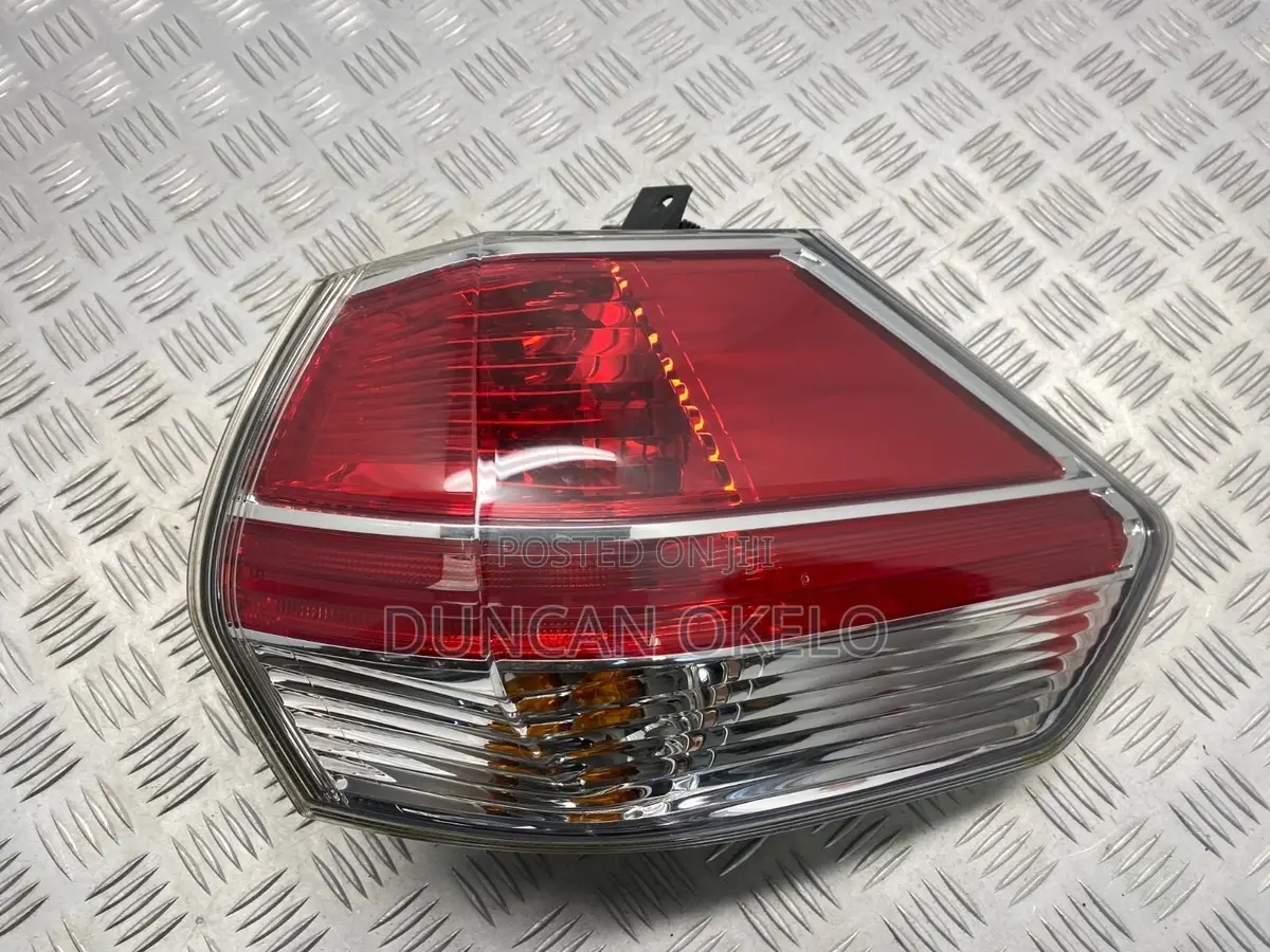Nissan X-Trail Tail/ Back Lamp Light LH Left, Fits 2014-2018