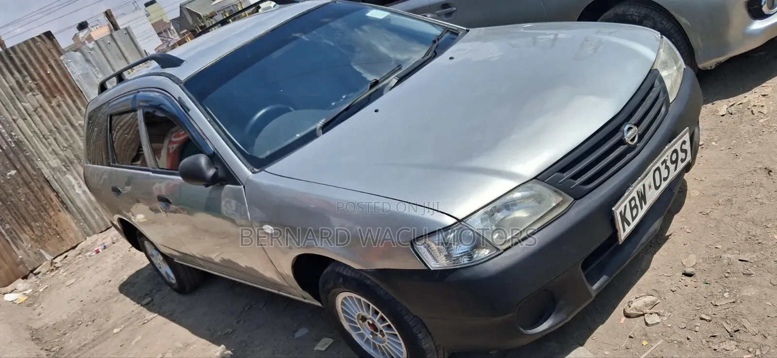 Nissan Advan 2005 Silver