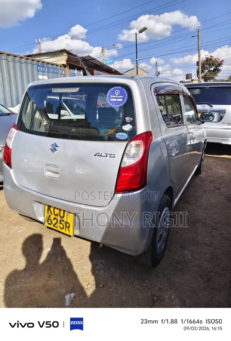 Suzuki Alto 1.0 2012 Silver