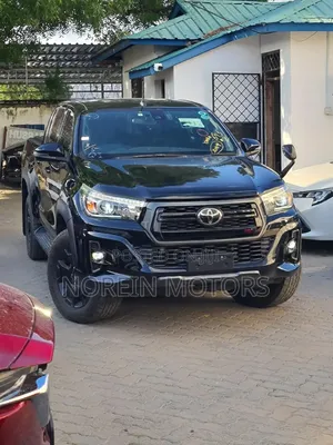 Toyota Hilux 2019 Black