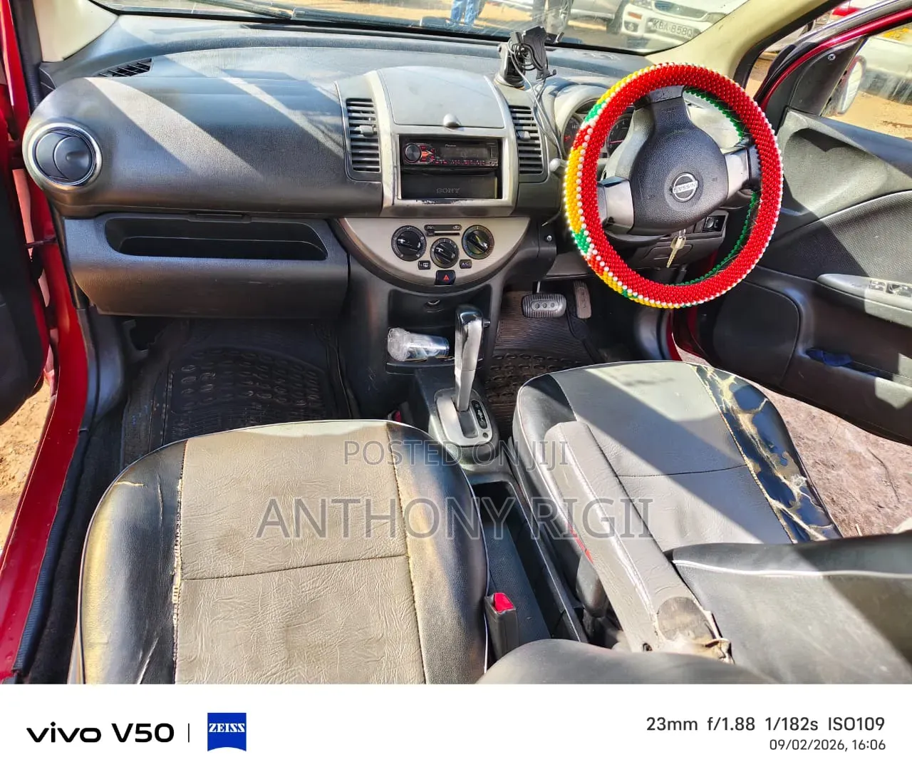 Nissan Note 2009 Red