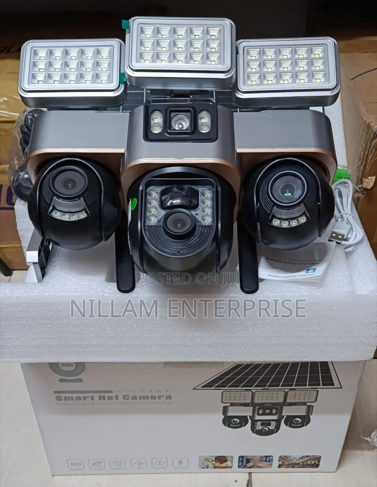 4G Triple Lens Solar CCTV With 3 Solar Lights