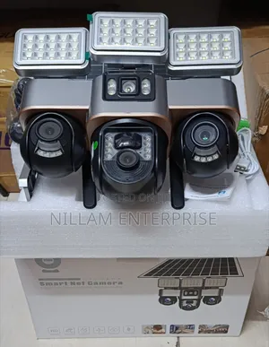 4G Triple Lens Solar CCTV With 3 Solar Lights