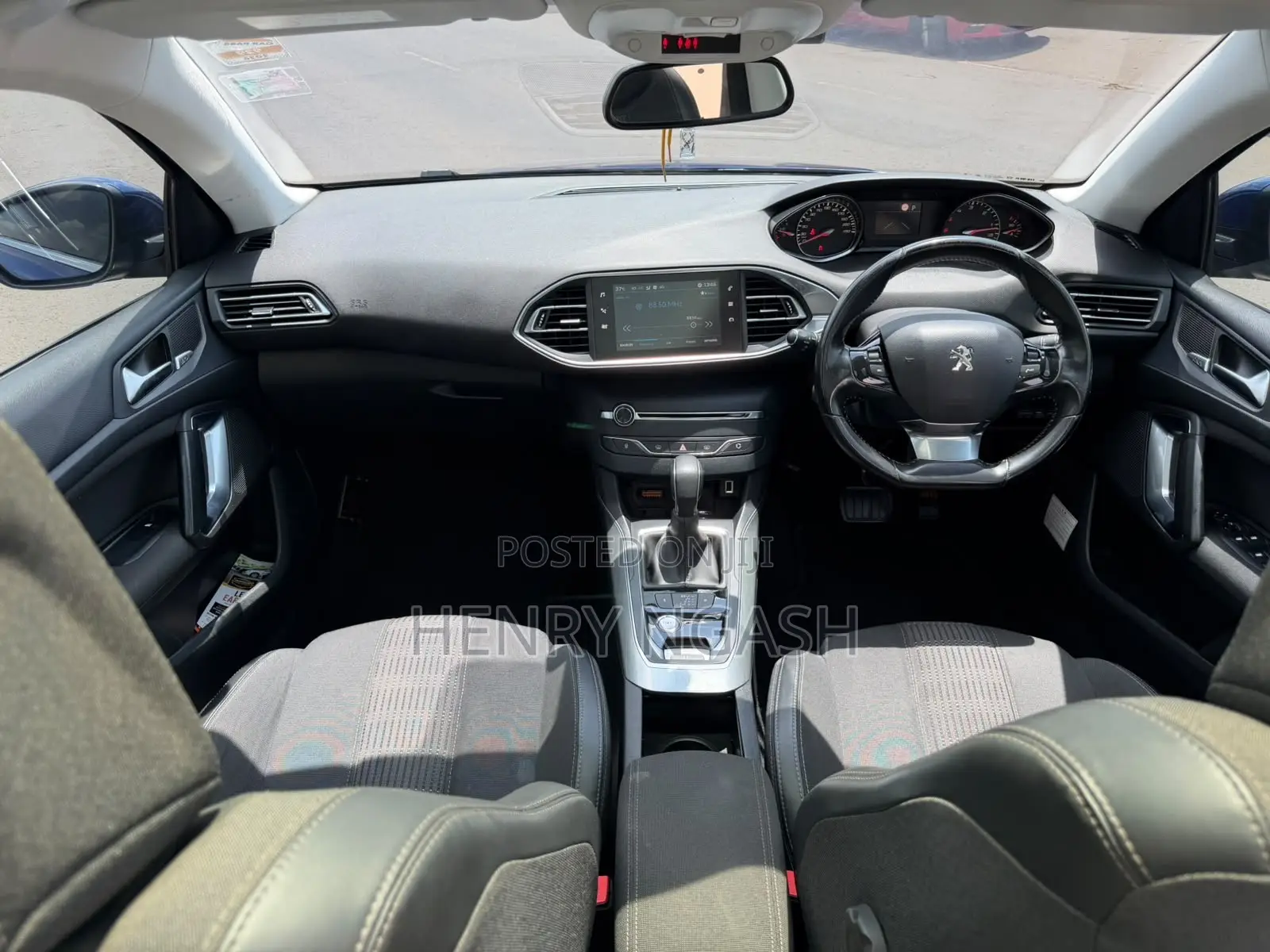 Peugeot 308 2018 Blue
