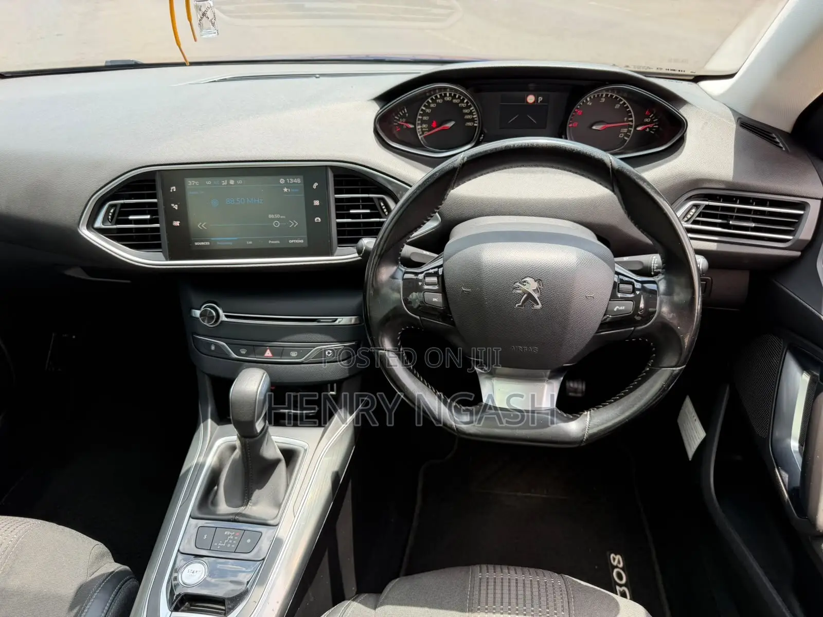 Peugeot 308 2018 Blue