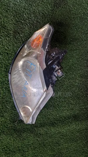 Honda Fit Aria Headlights