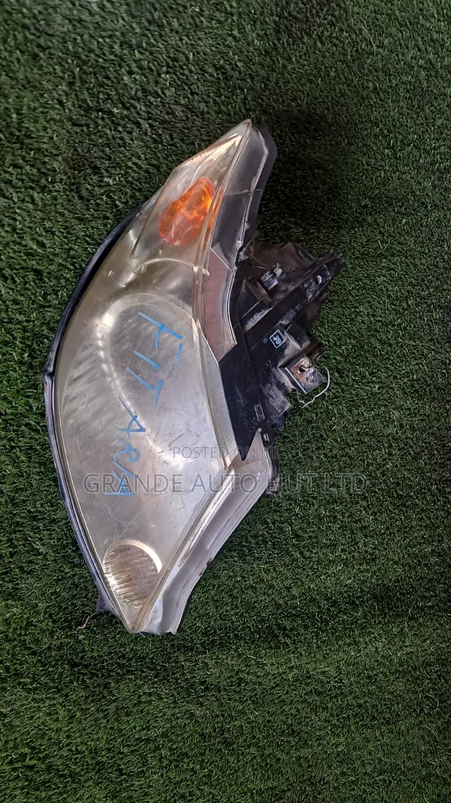 Honda Fit Aria Headlights