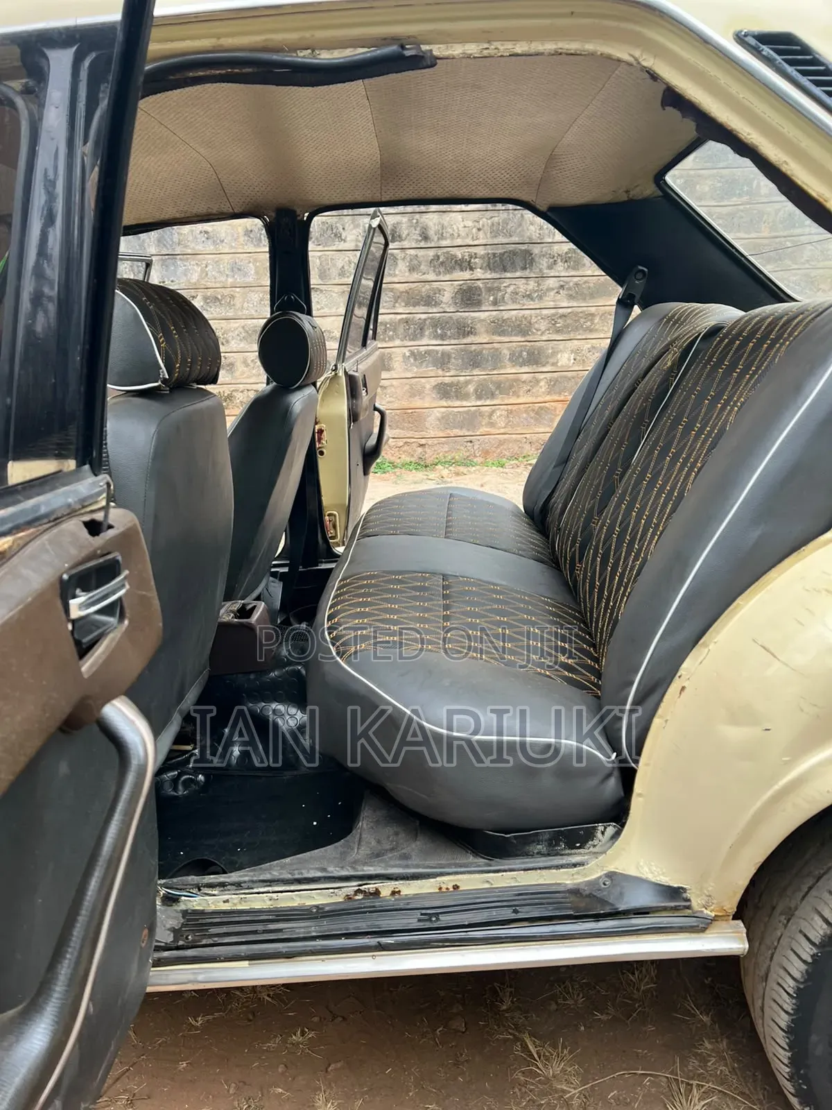 Peugeot 504 1970 Beige