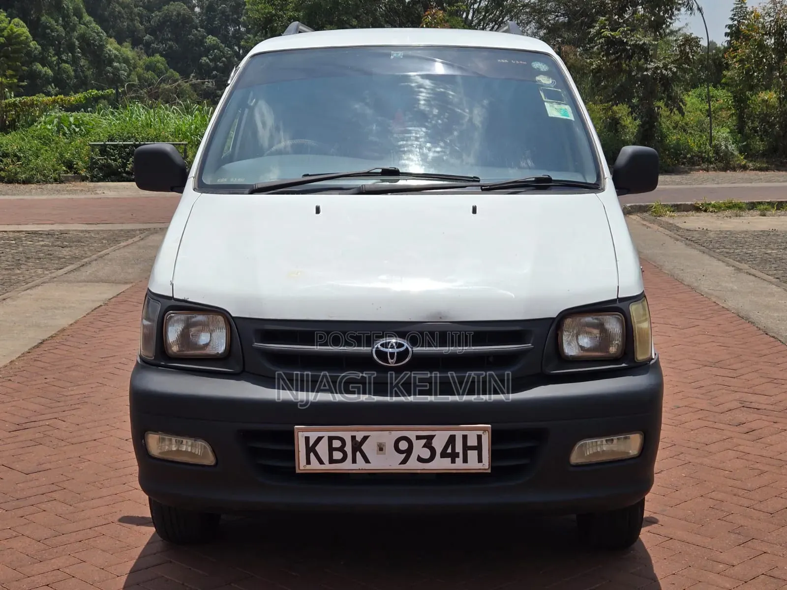 Toyota TownAce 2002 White