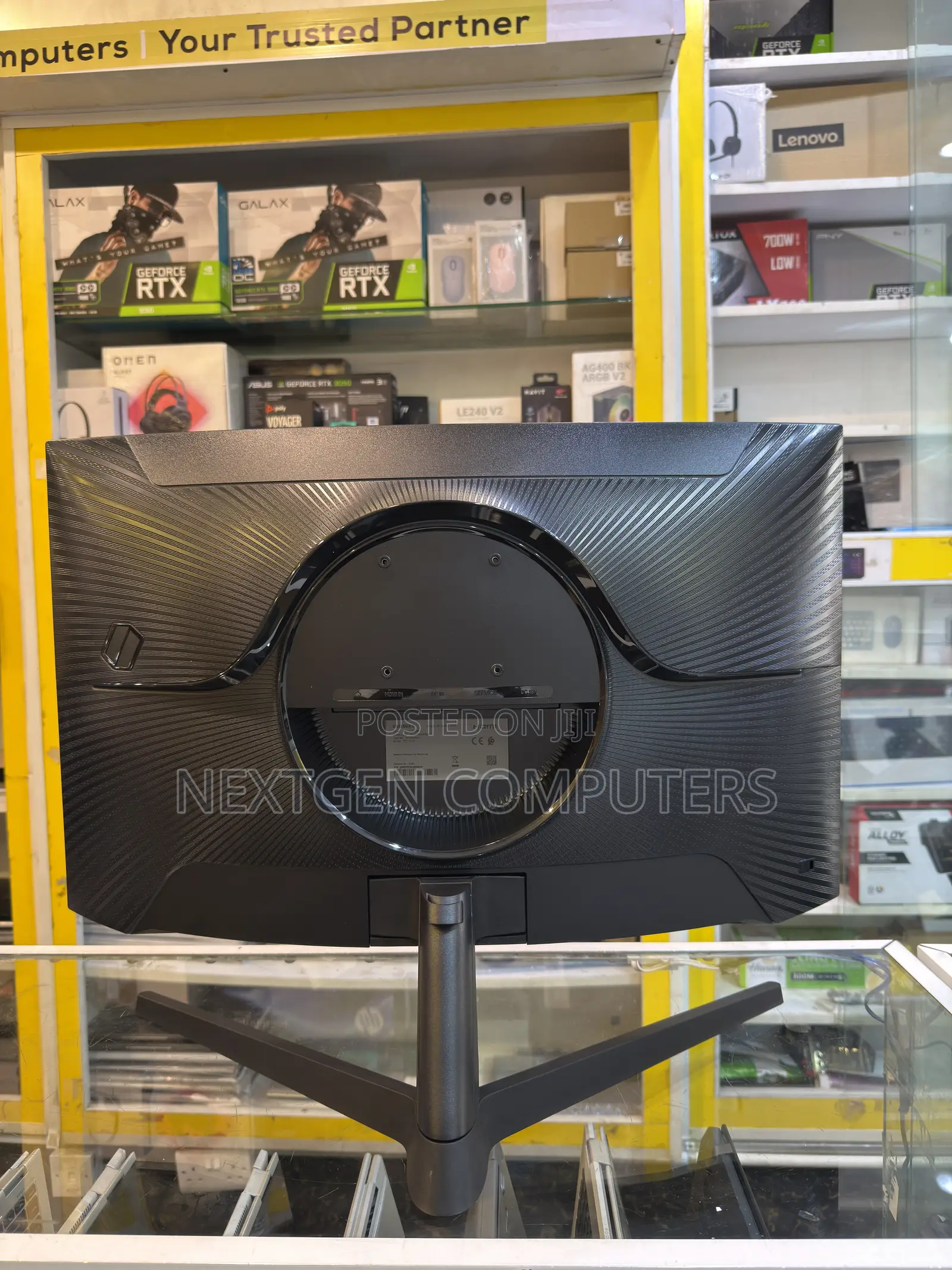 Samsung Odessey G5 27” (S27CG552EM) QHD 165Hz Curved Gaming Monitor
