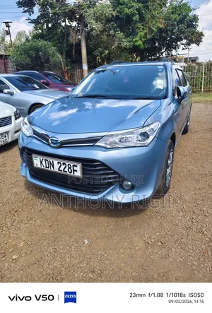 Toyota Corolla Fielder 2016 Blue
