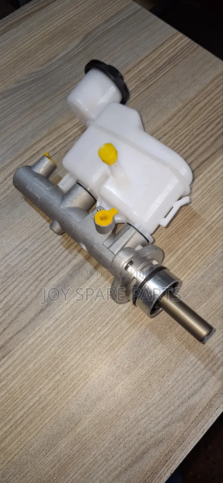 Hilux Vigo Master Cylinder