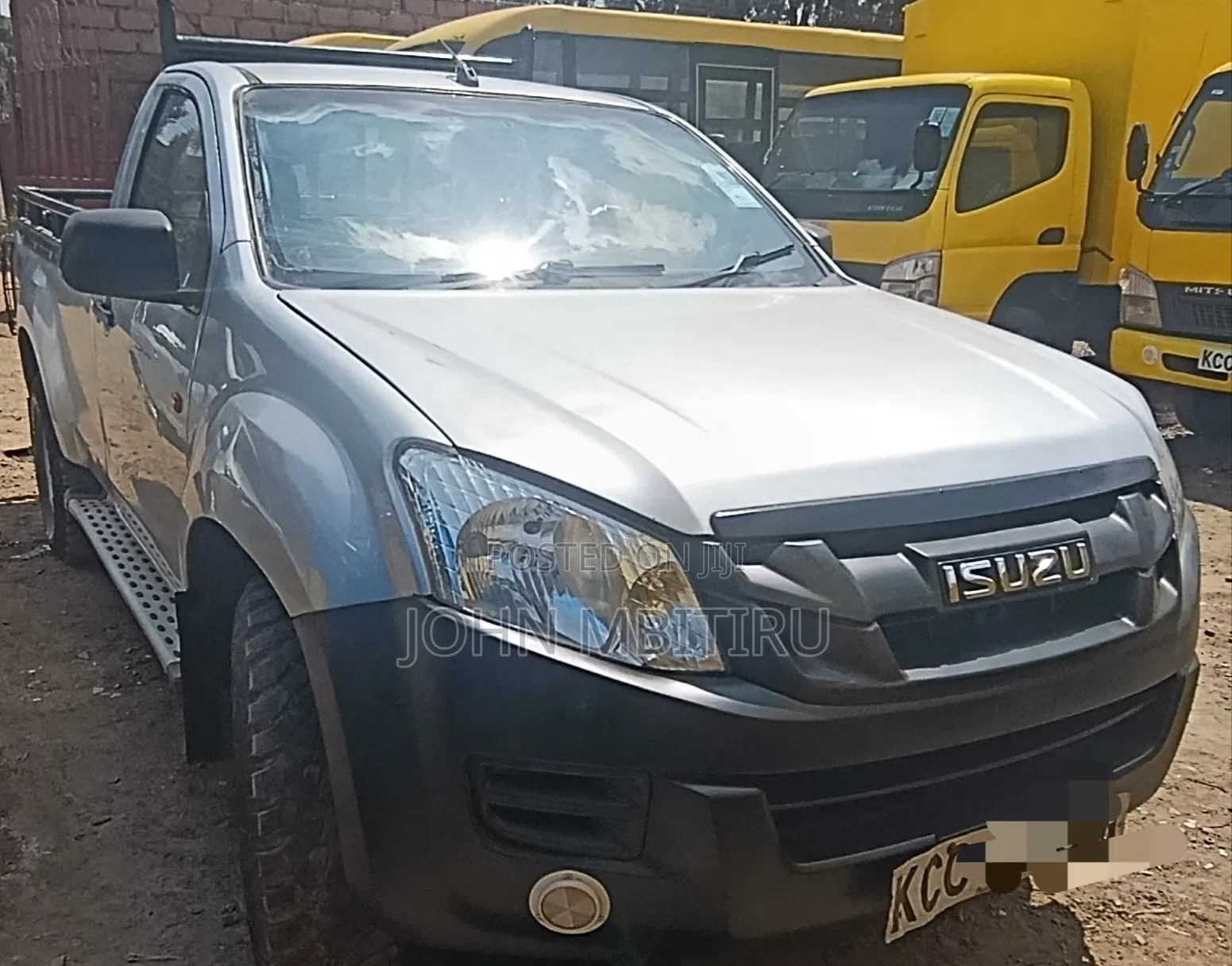 Isuzu D-MAX 2014 Gray