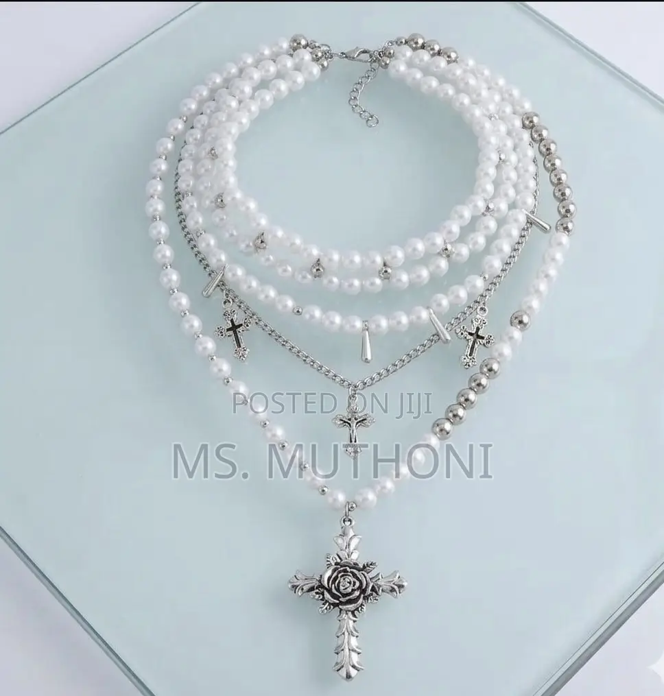 Multi-Layered Pearl Chocker Necklace