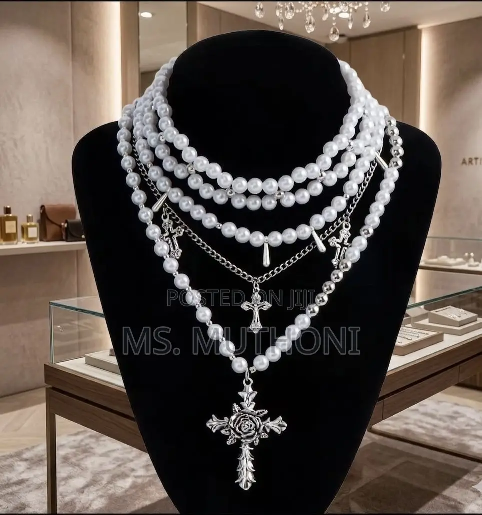 Multi-Layered Pearl Chocker Necklace