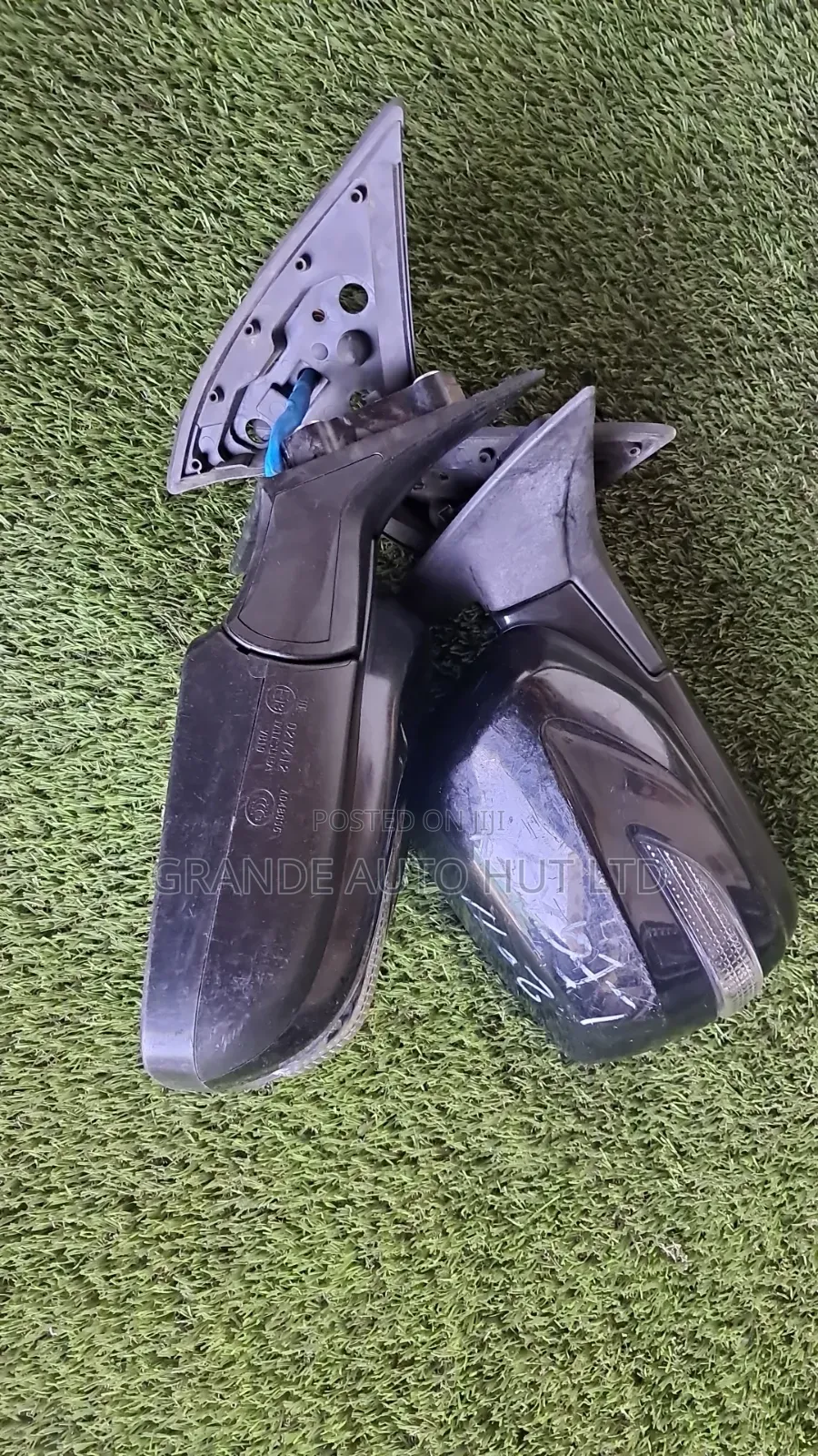 Legacy Br9 Side Mirrors