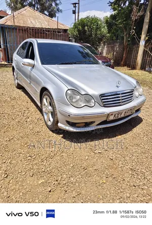 Mercedes-Benz C180 2008 Silver