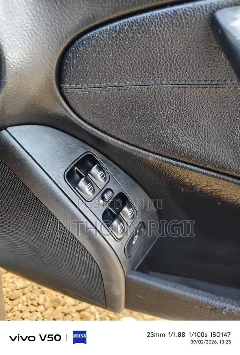 Mercedes-Benz C180 2008 Silver