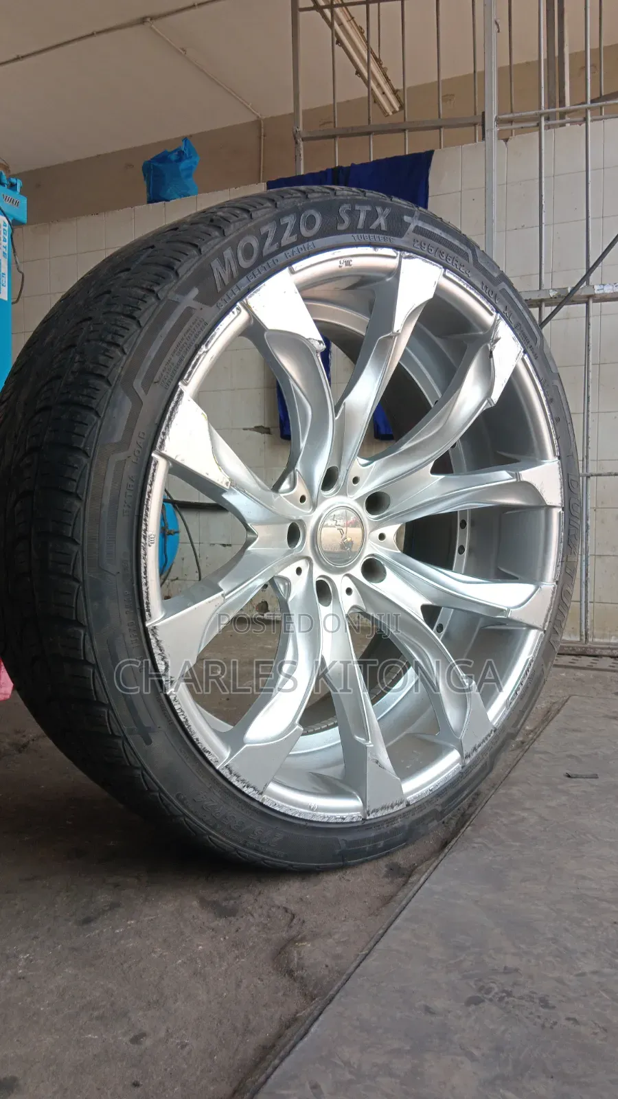 Size 24" V8