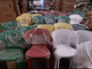 Colorful Plastic Restaurant Chairs