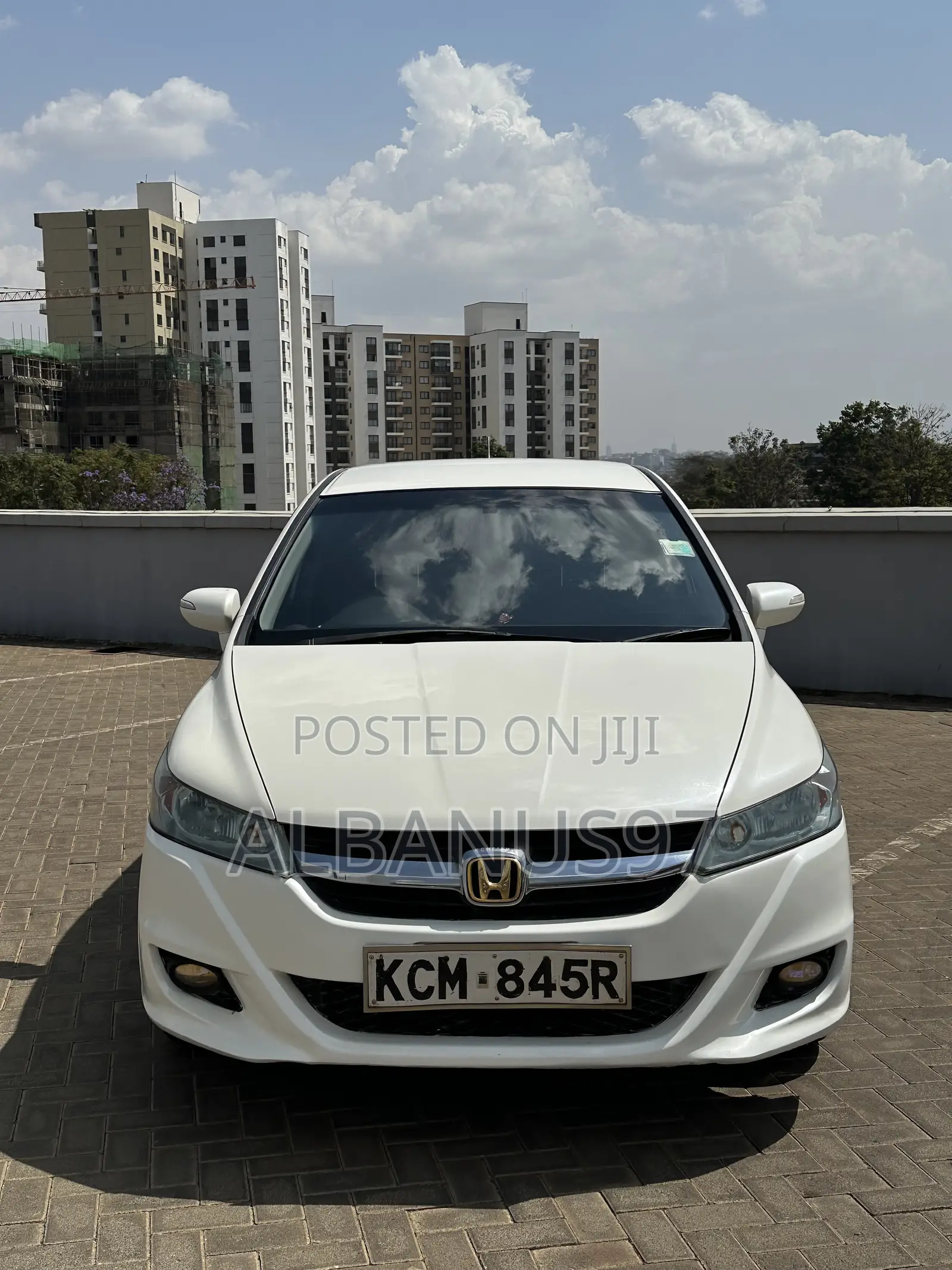 Honda Stream 2011 White