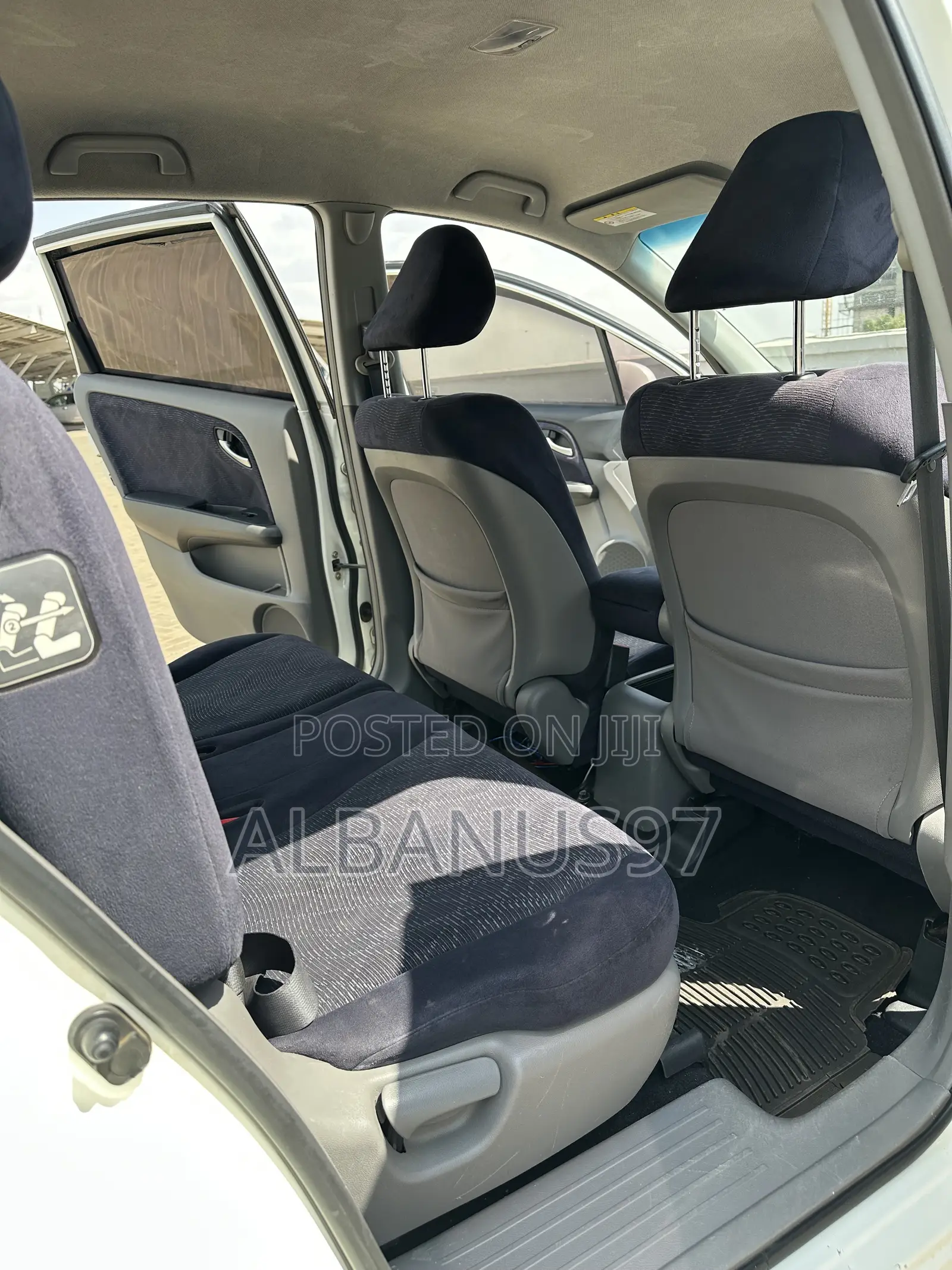 Honda Stream 2011 White