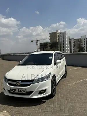 Honda Stream 2011 White