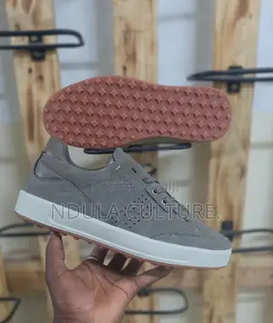Ecco Low Cut Smart Casuals