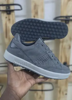 Ecco Low Cut Smart Casuals