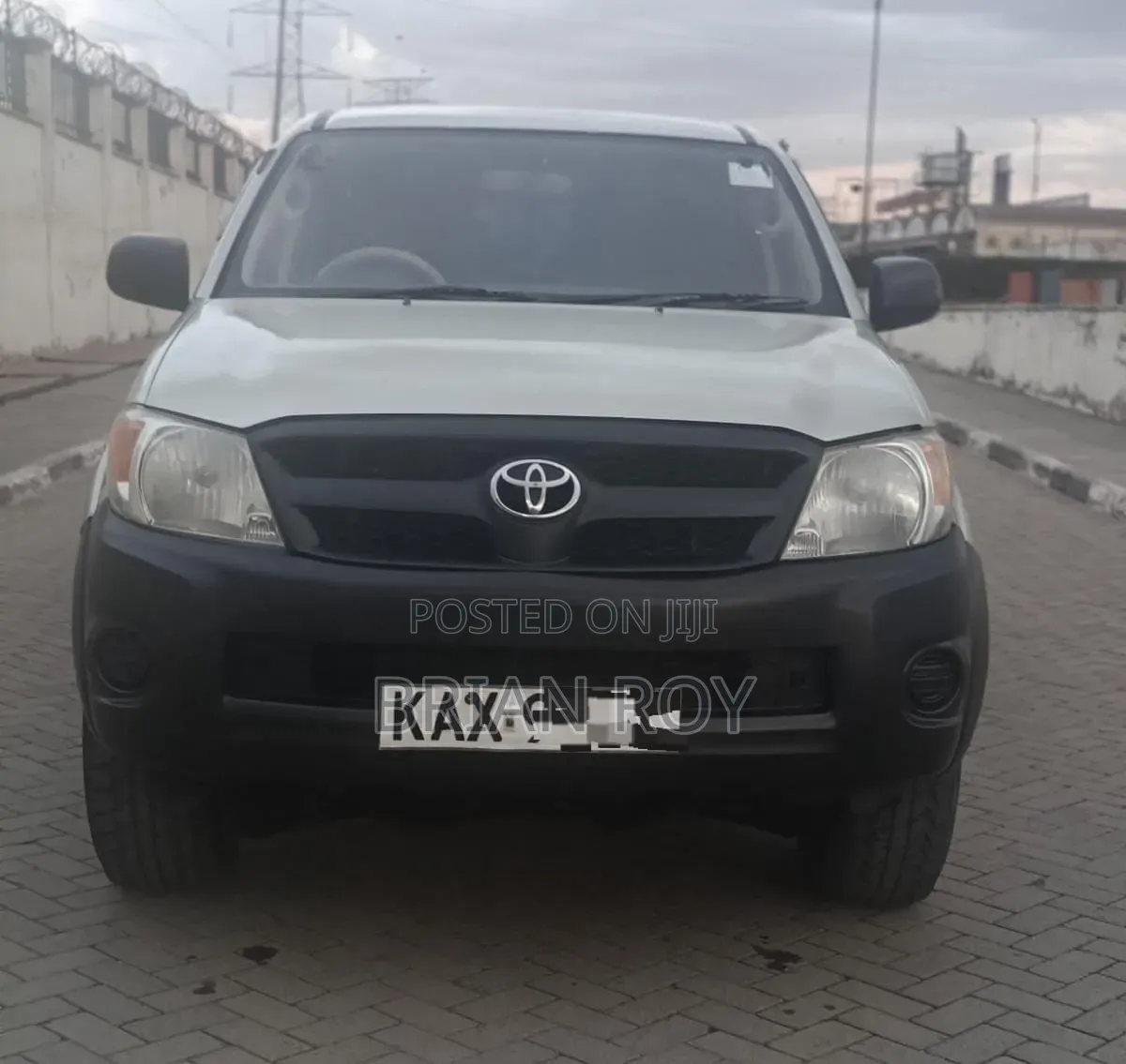 Toyota Hilux 2.5 D-4D SRX 2010 Silver